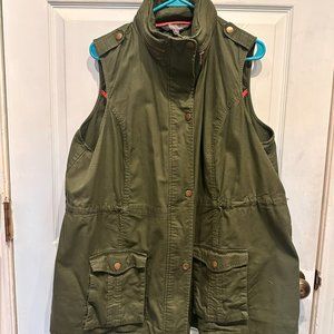 Market & Spruce Green Cargo Vest 3XL